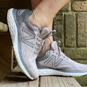 New Balance Women's Blue Running Shoes Fresh Foam 680 size 8.5